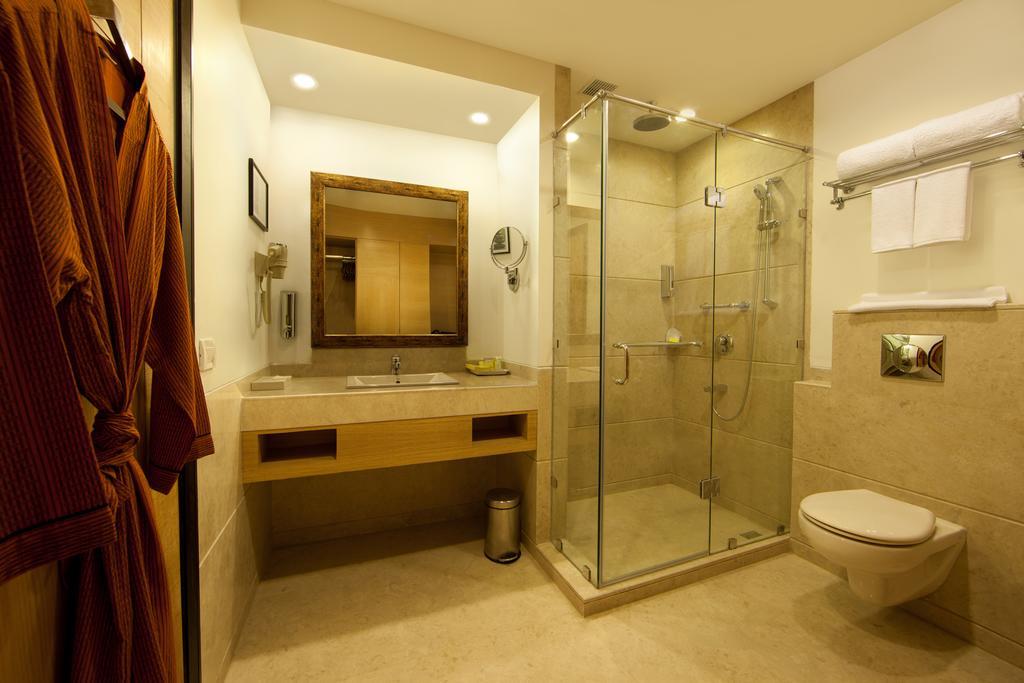 Lemon Tree Hotel, Udyog Vihar, Gurugram Gurgaon Extérieur photo
