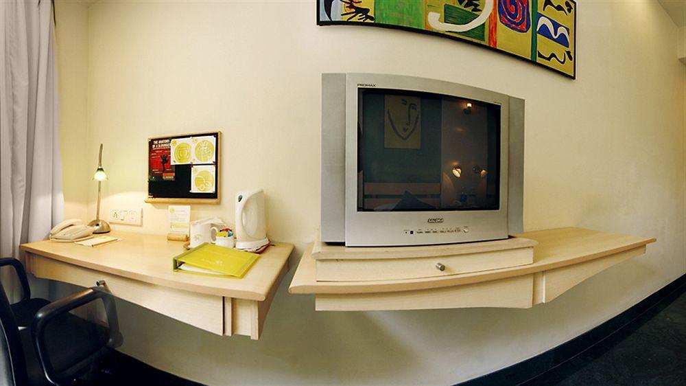 Lemon Tree Hotel, Udyog Vihar, Gurugram Gurgaon Extérieur photo