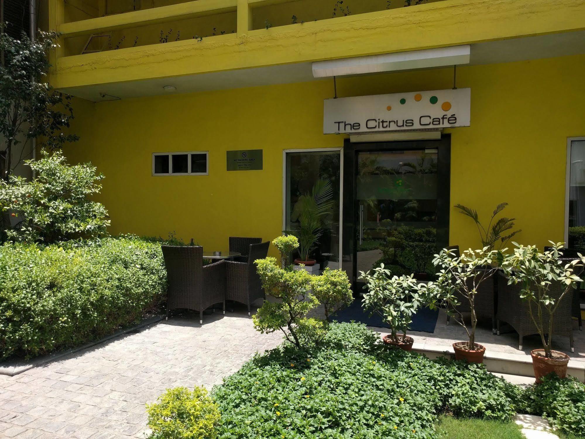 Lemon Tree Hotel, Udyog Vihar, Gurugram Gurgaon Extérieur photo